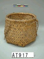 藏品(籐背籠)的圖片